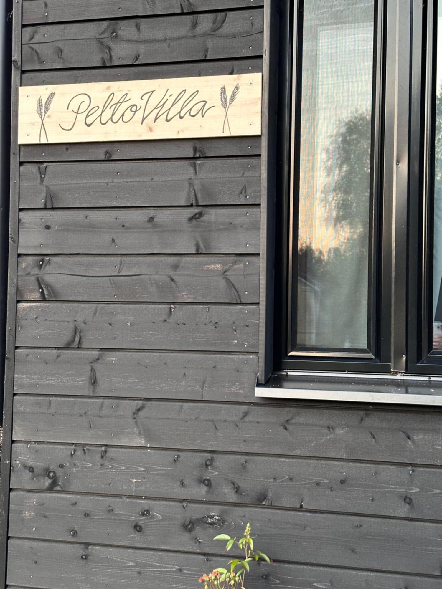 Peltovilla Tornava Bagian luar foto